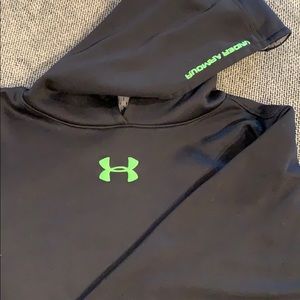 Youth XL Under Armour Hoodie